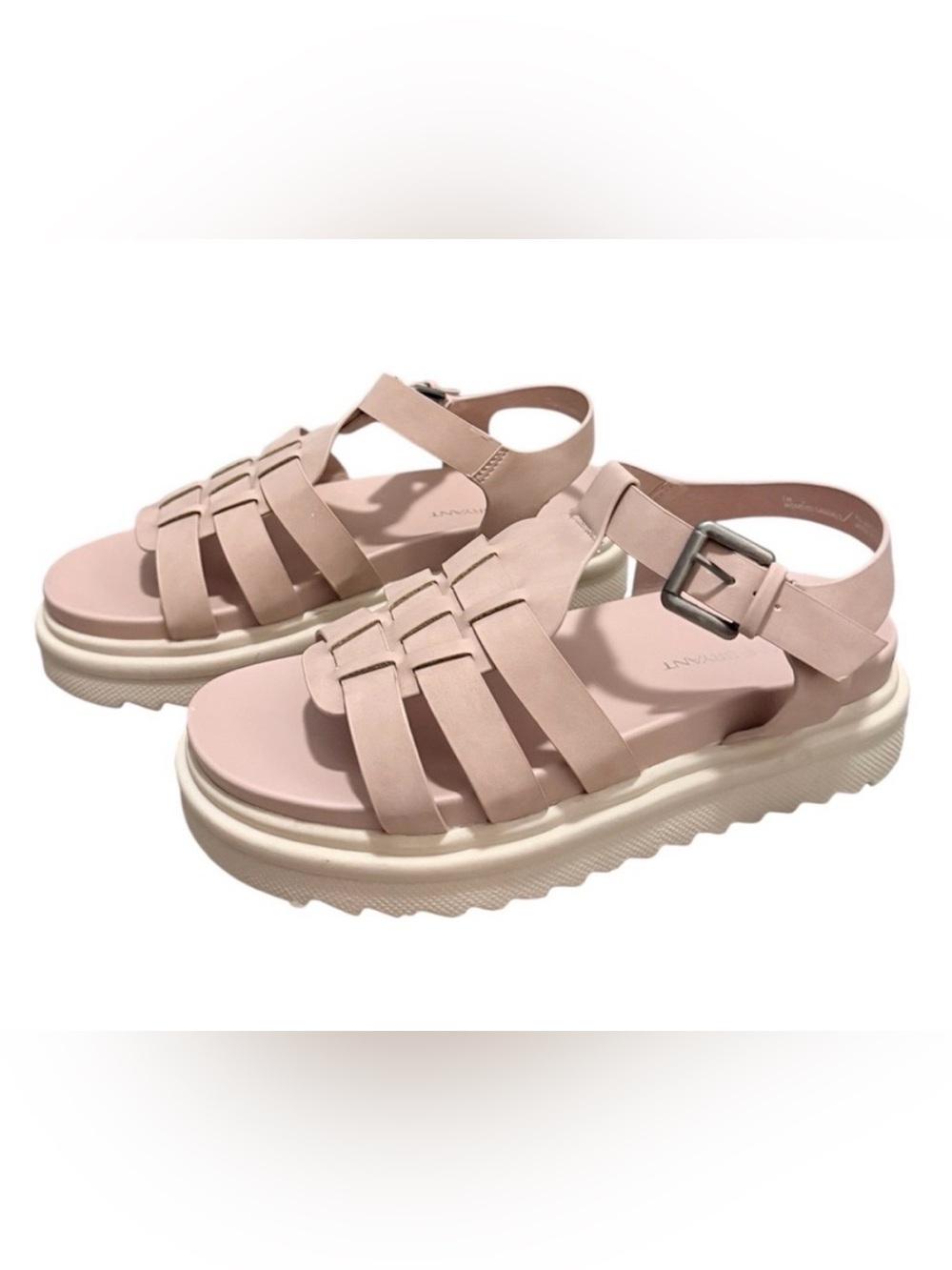 NWT Lane Bryant Dream Cloud Gladiator women’s 7W pale pink sandals